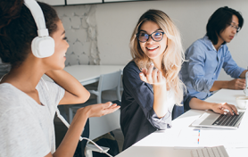 DOCENTE TIEMPO COMPLETO - IDIOMAS